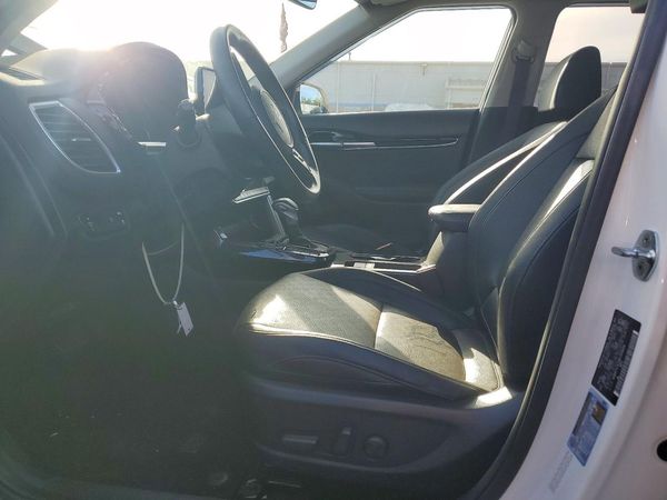 2022 KIA SELTOS SX, SX Sunroof Pkg — DENT