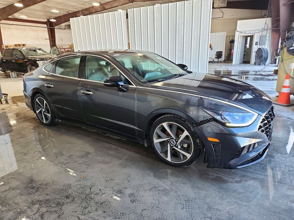2021 HYUNDAI SONATA SEL Plus — Passenger 3/4