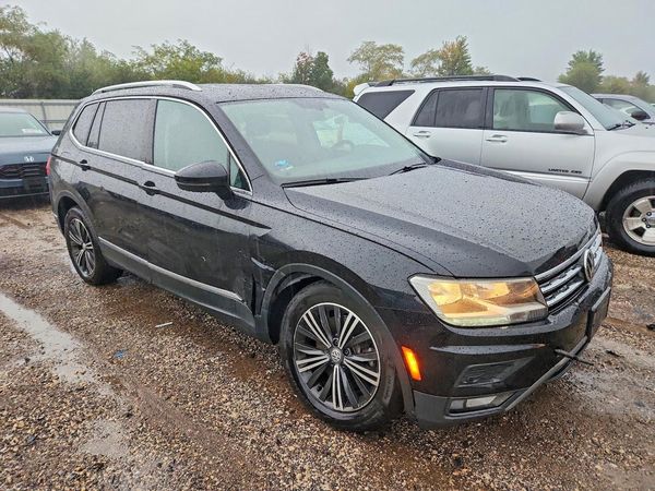 2019 VOLKSWAGEN TIGUAN — Passenger 3/4