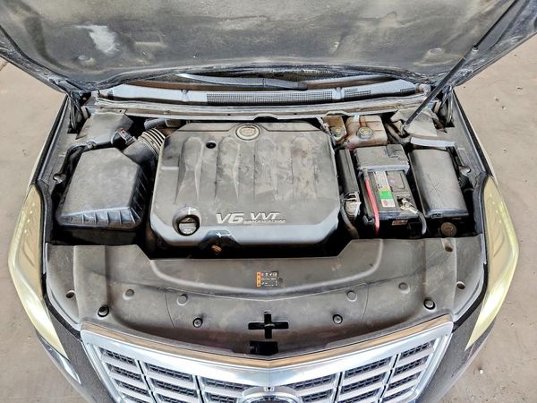 2014 CADILLAC XTS Luxury