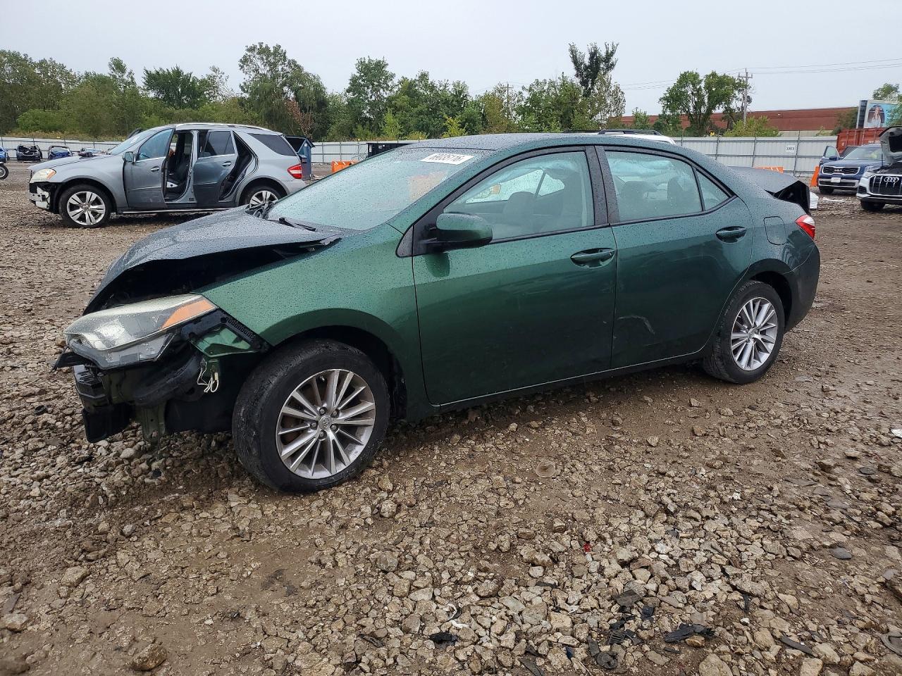 2014 TOYOTA COROLLA — Front 3/4