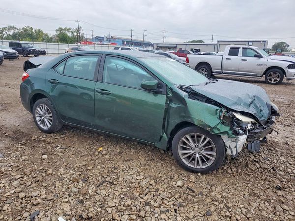 2014 TOYOTA COROLLA — Passenger 3/4