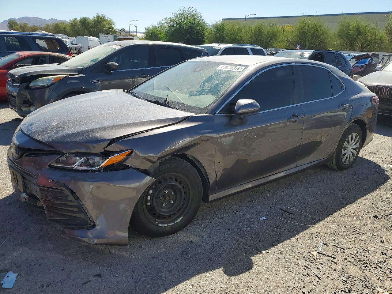 2023 TOYOTA CAMRY LE — Front 3/4