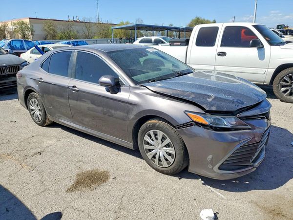 2023 TOYOTA CAMRY LE — Passenger 3/4