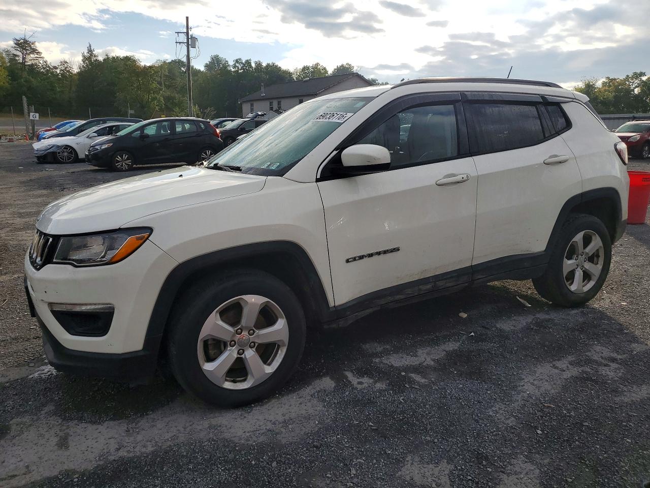 2019 JEEP COMPASS — Front 3/4