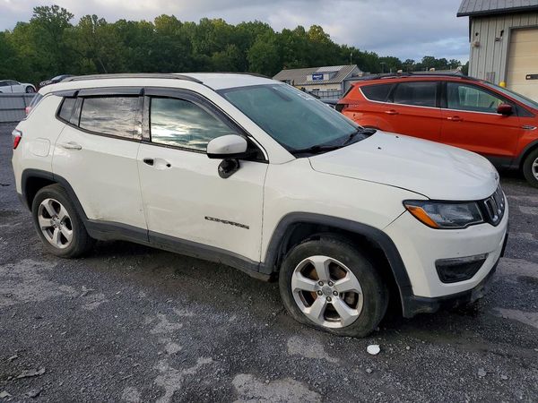 2019 JEEP COMPASS — Passenger 3/4