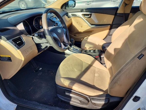 2013 HYUNDAI ELANTRA