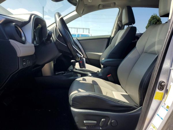 2017 TOYOTA RAV4 Ltd Hybrid