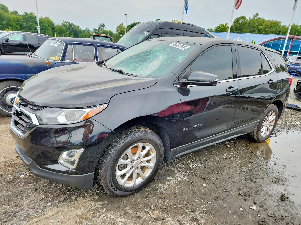 2018 CHEVROLET EQUINOX LT (1LT) — Front 3/4