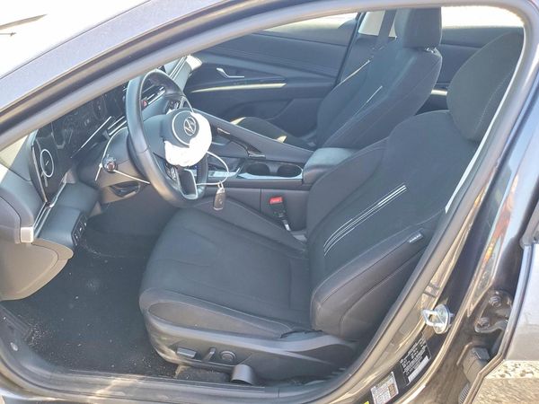 2021 HYUNDAI ELANTRA SEL w/ Premium Pkg