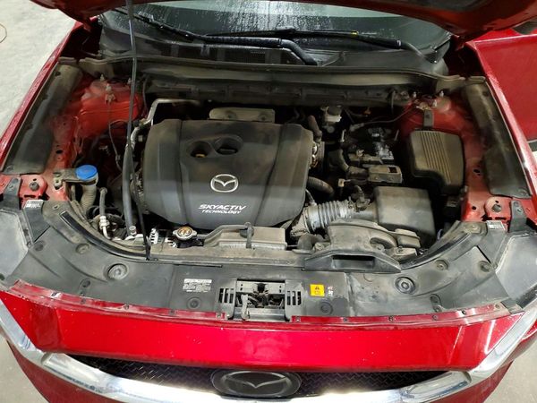 2019 MAZDA CX-5 Touring — Engine bay