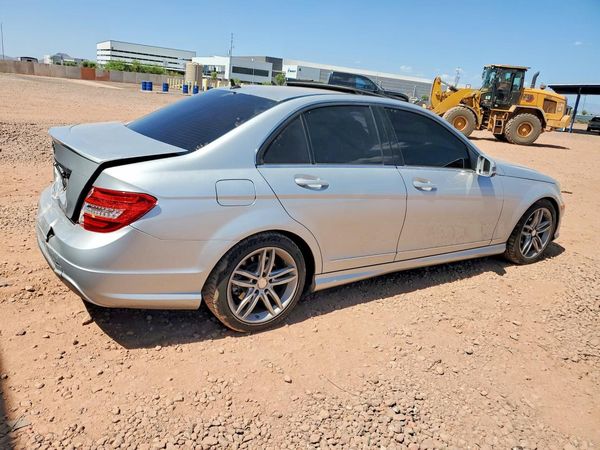 2014 MERCEDES-BENZ C C250
