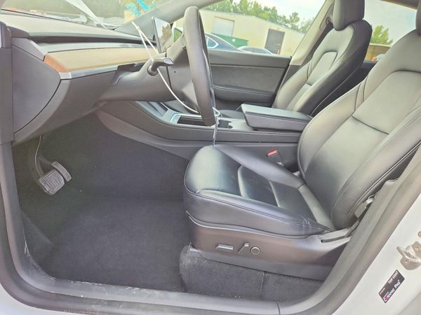 2021 TESLA MODEL Y — DENT
