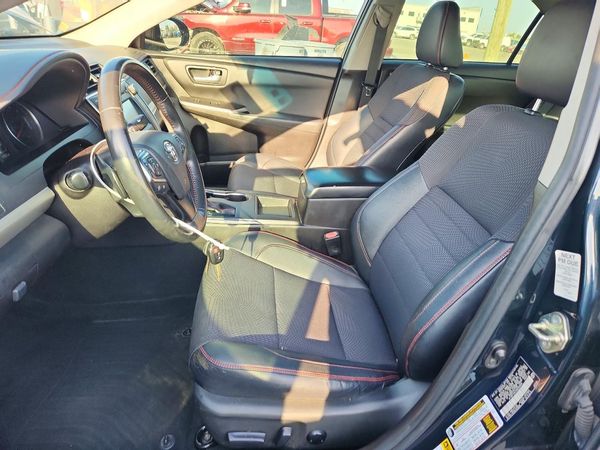 2017 TOYOTA CAMRY LE/SE/XLE/XSE — DENT