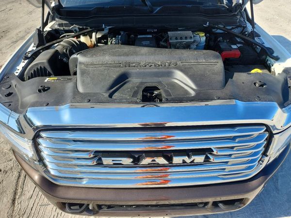 2021 RAM 2500 Longhorn — Engine bay