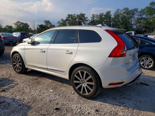 2015 VOLVO XC60 3.2 — DSRA