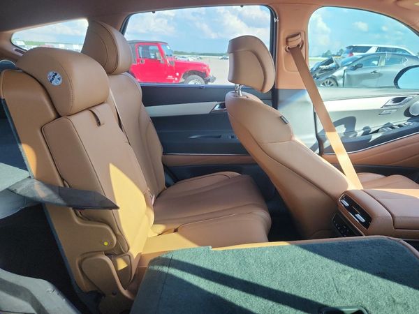 2025 GENESIS GV80 2.5T Prestige