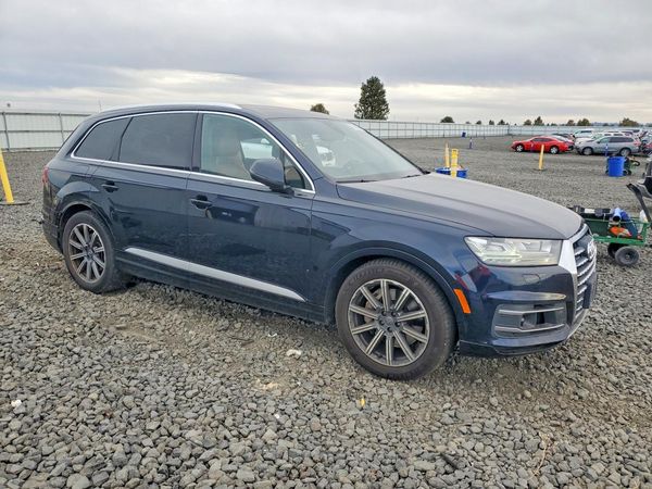 2017 AUDI Q7 quattro Prestige — Passenger 3/4