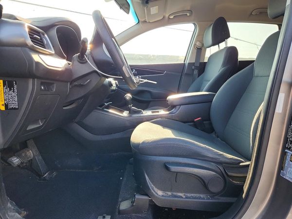 2017 KIA SORENTO L, LX