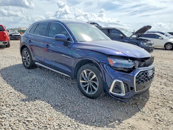 2022 AUDI Q5 S Line quattro Prestige — Passenger 3/4