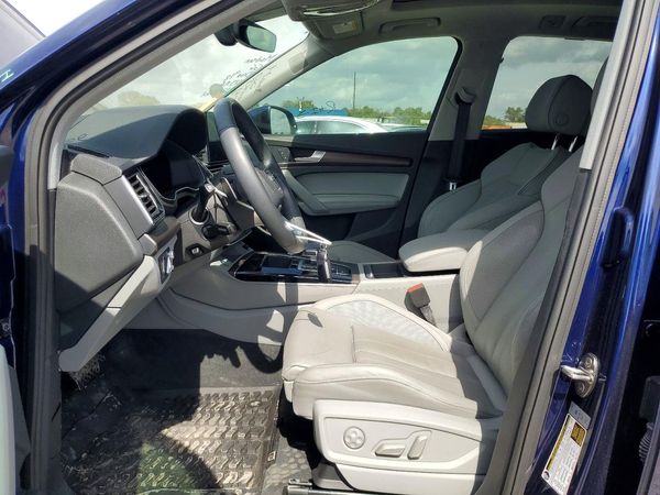 2022 AUDI Q5 S Line quattro Prestige — DENT
