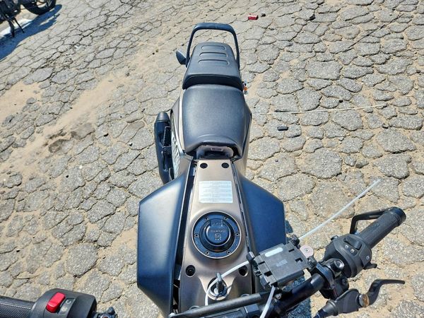 2023 HUSQVARNA SVARTPILEN/VITPILEN — AFTR