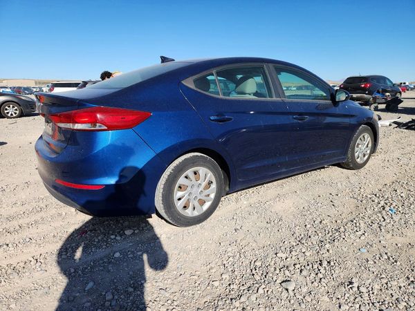2017 HYUNDAI ELANTRA SE Base