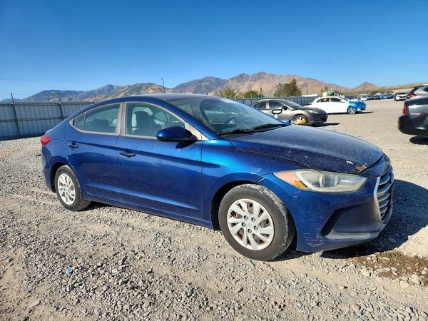 2017 HYUNDAI ELANTRA SE Base