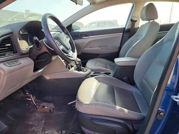 2017 HYUNDAI ELANTRA SE Base