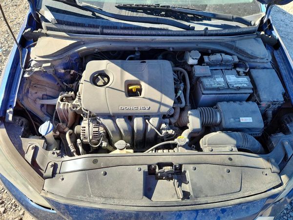 2017 HYUNDAI ELANTRA SE Base