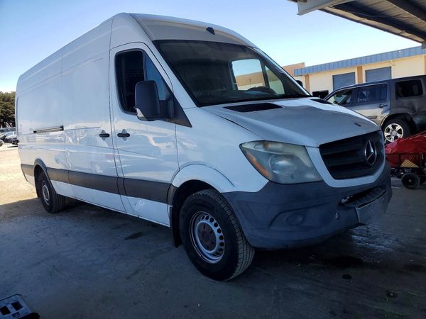 2014 MERCEDES-BENZ SPRINTER High