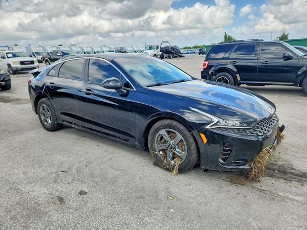 2021 KIA K5 — Passenger 3/4