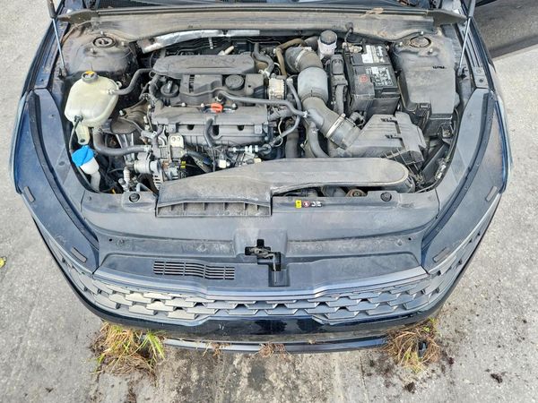 2021 KIA K5 — Engine bay