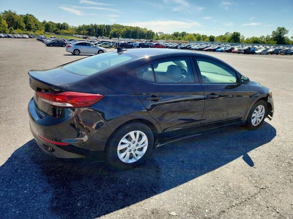 2017 HYUNDAI ELANTRA SE Base