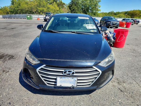 2017 HYUNDAI ELANTRA SE Base