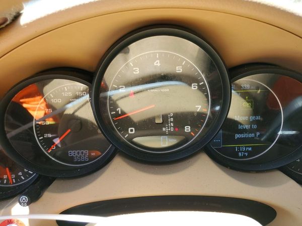 2014 PORSCHE CAYENNE