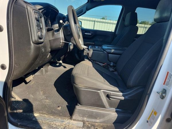 2021 CHEVROLET SILVERADO LT — DENT