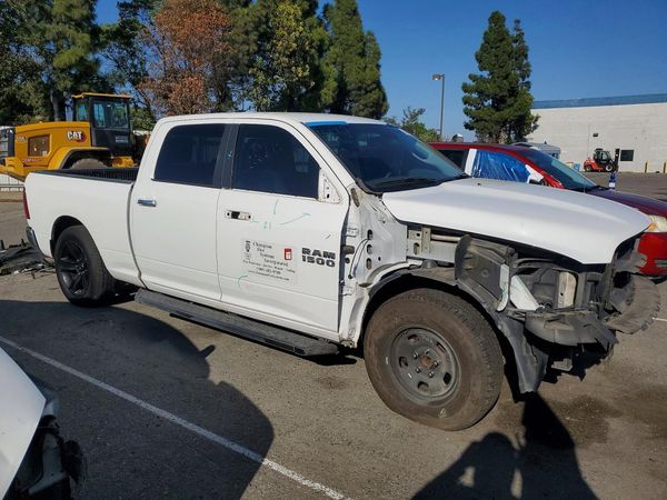 2017 RAM 1500 — Passenger 3/4