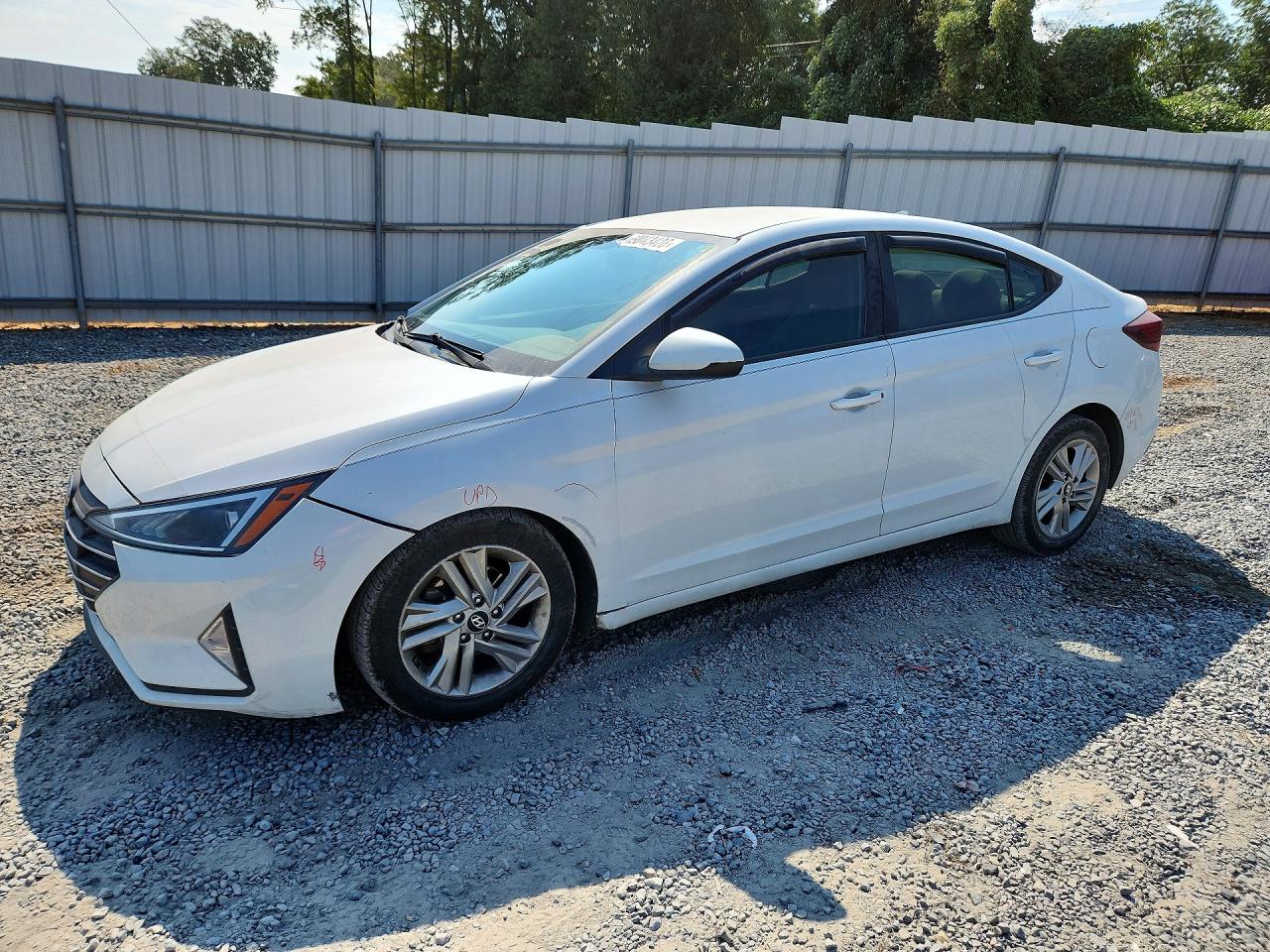2019 HYUNDAI ELANTRA — Front 3/4