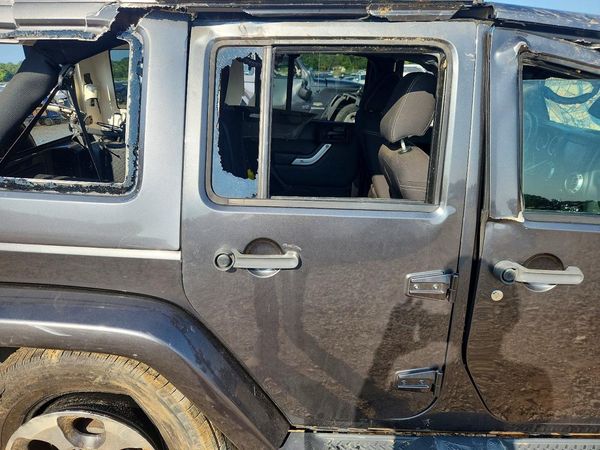 2017 JEEP WRANGLER Unlimited Sahara — PSRS