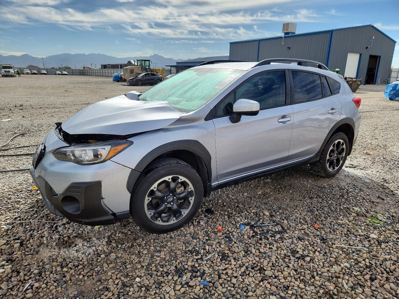 2021 SUBARU CROSSTREK Premium — Front 3/4
