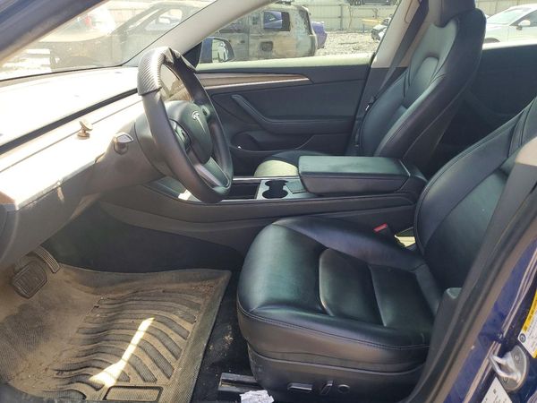 2023 TESLA MODEL 3 — DENT