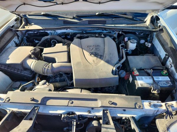 2022 TOYOTA TACOMA SR5 — Engine bay