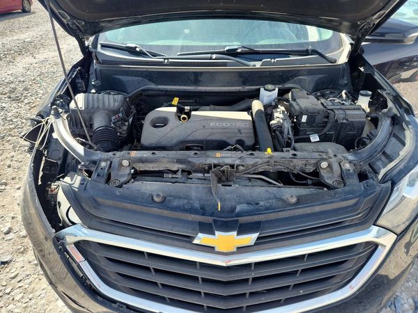 2019 CHEVROLET EQUINOX LT (1LT) — Engine bay