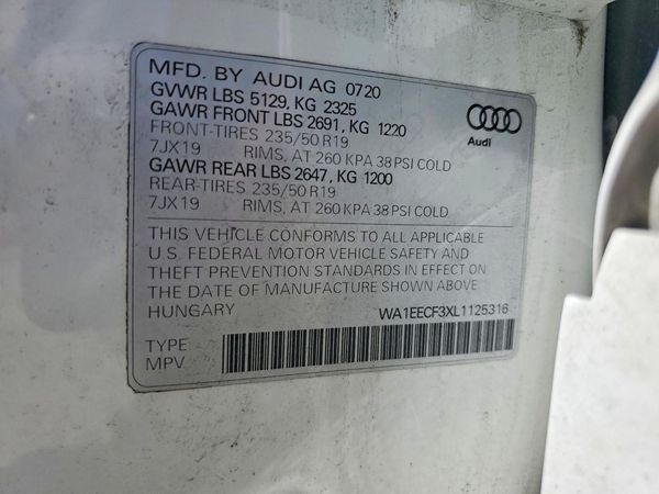 2020 AUDI Q3 — VINS