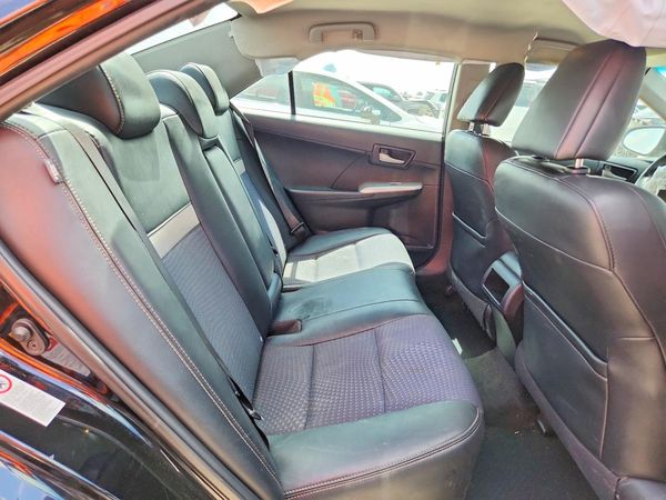 2014 TOYOTA CAMRY