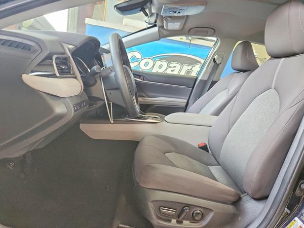2023 TOYOTA CAMRY LE — DENT