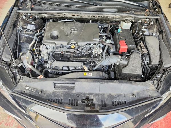 2023 TOYOTA CAMRY LE — Engine bay
