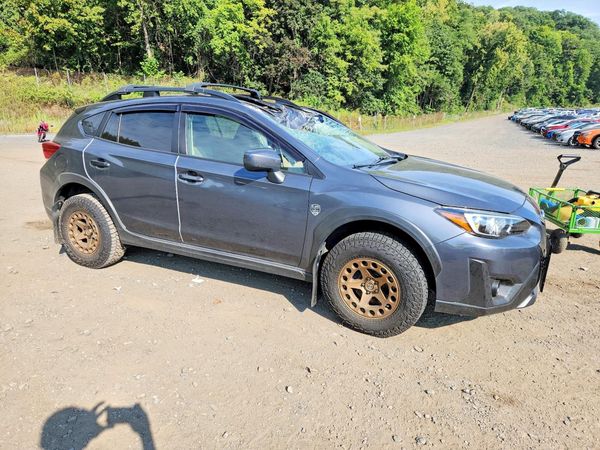 2021 SUBARU CROSSTREK — Passenger 3/4