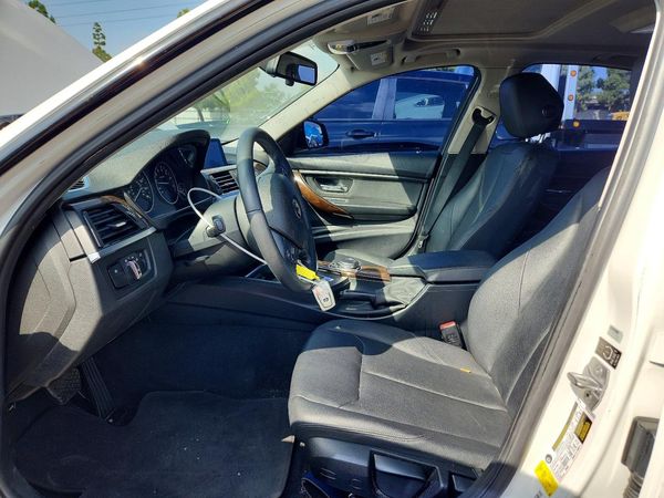 2015 BMW 320 — DENT